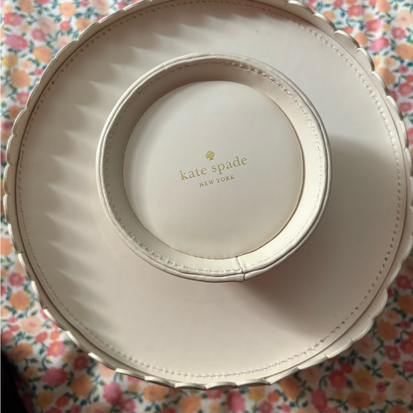 Kate Spade Red and White Clutch Wristlet - Picture 7 of 10